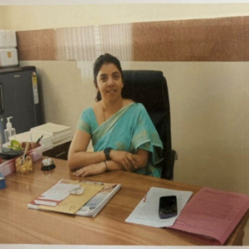 Dr. Lavanya P